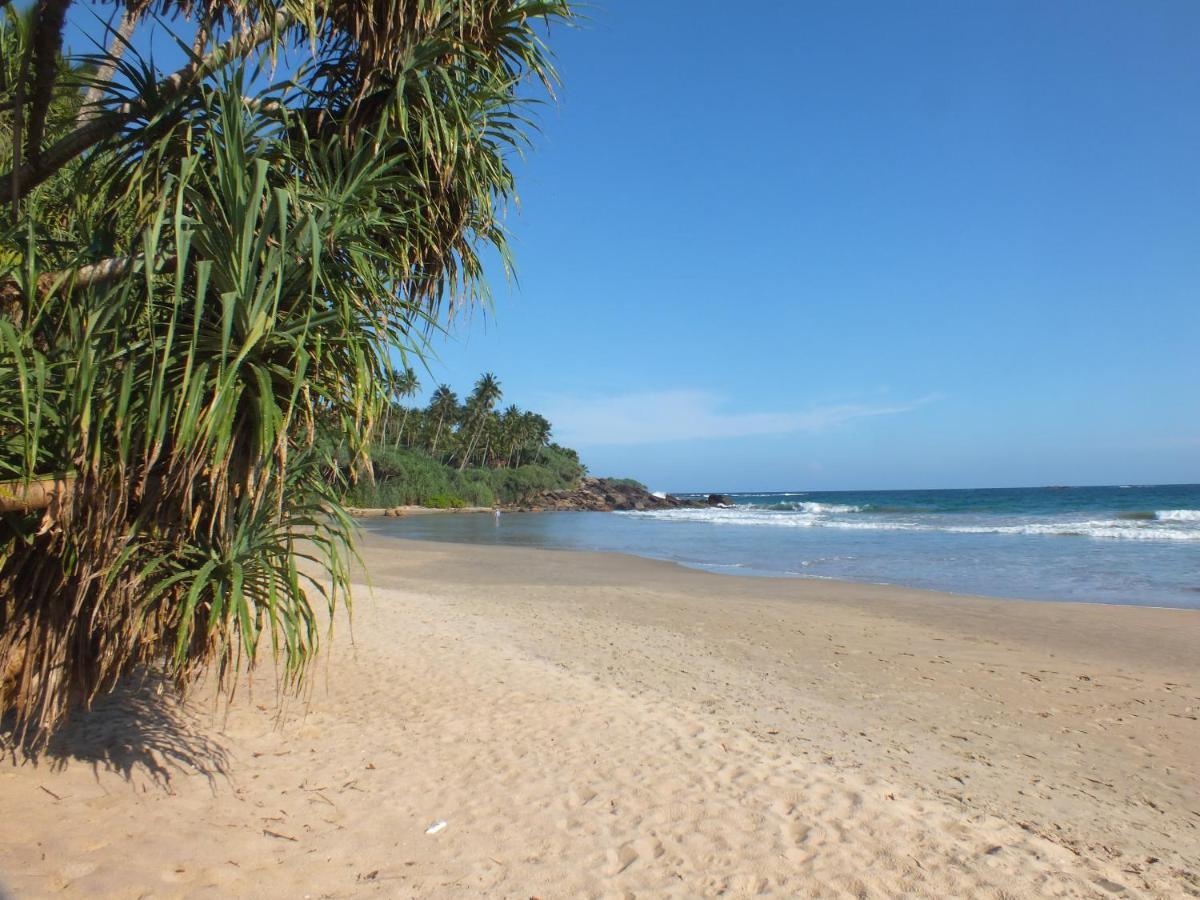 Abraham Beach House Tangalle Eksteriør bilde